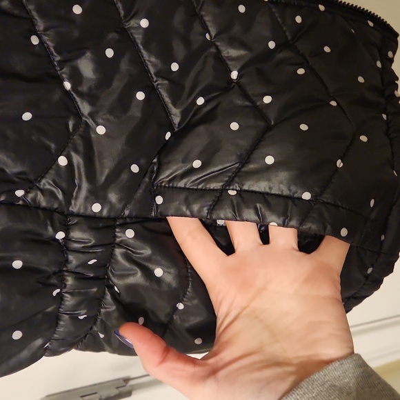 Basic Editions 2x polka dot puffer vest - Picture 2 of 3